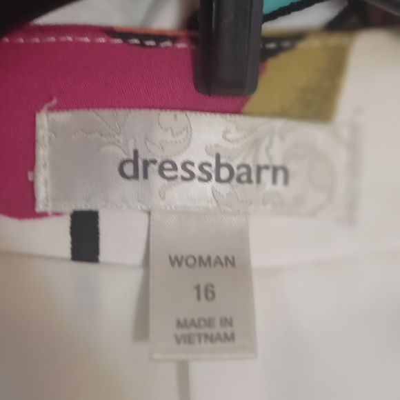 Dressbarn multi color 3/4 sleeve, polyester,  lined jacket. Size 16. - Picture 4 of 4